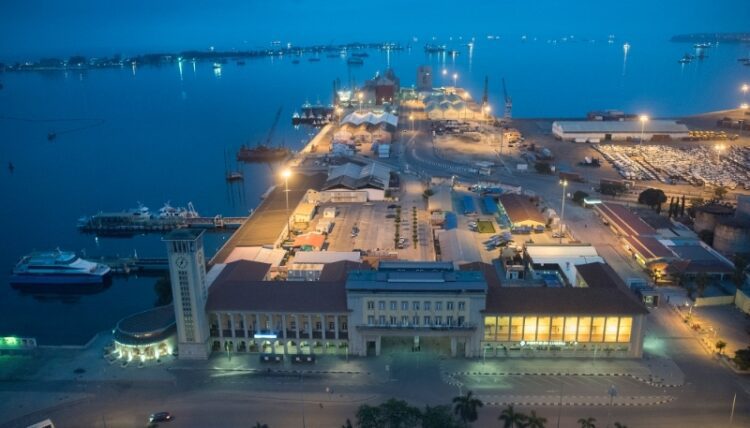Angola : MPLA strengthens control of Angolan ports - 22/11/2023 - Africa Intelligence