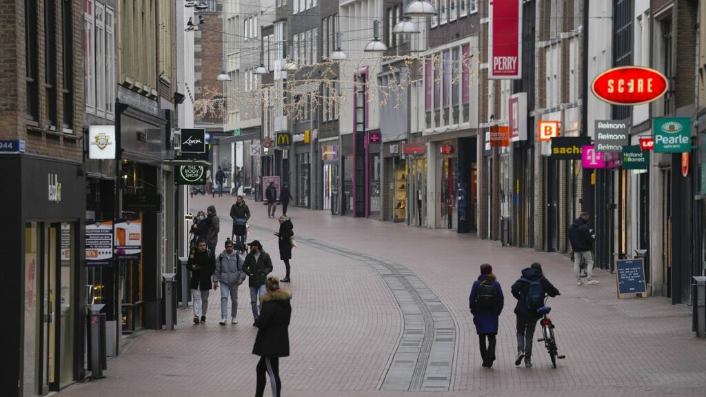 COVID in Europe: Netherlands to reopen shops, gyms, and hairdressers