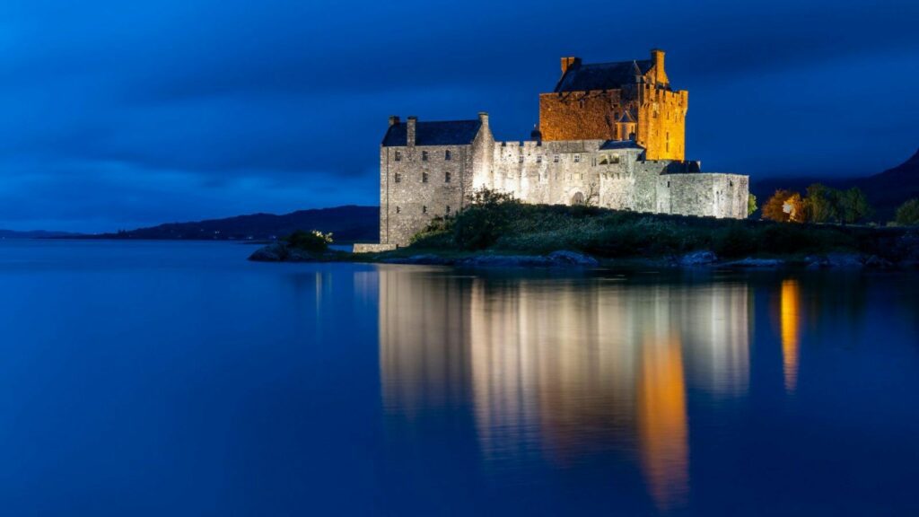 Castles, Lochs & Whisky In The "Land Of Cakes" 2024