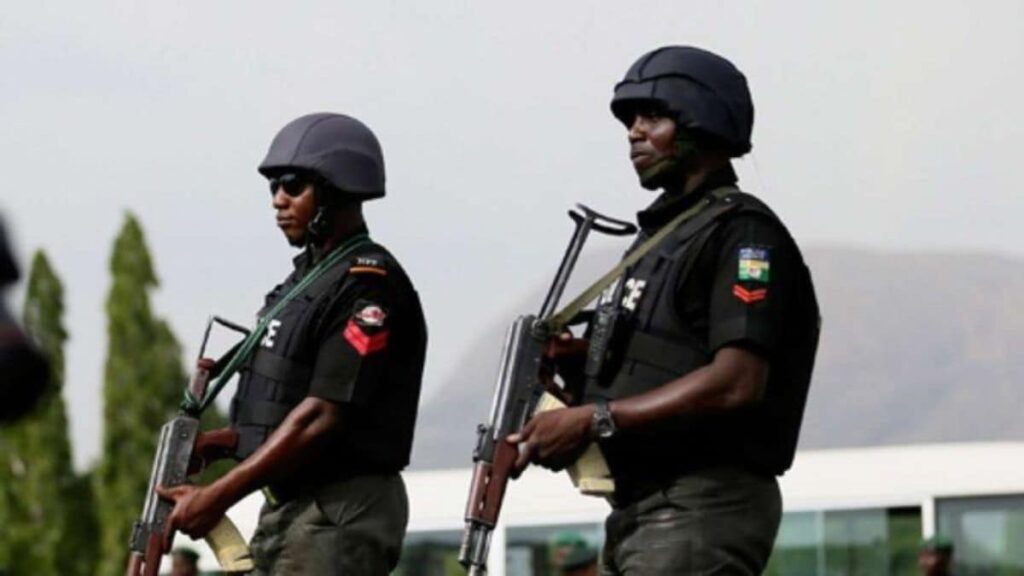Gunmen kill at least 7, abduct over 100 in northwestern Nigeria – Firstpost
