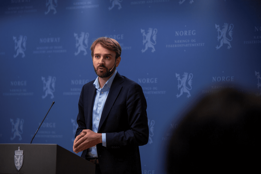 Minister of Trade and Industry issues clear signal to Europe: ‘Norway has a competitive advantage that can help shape a vigorous European solar market.’