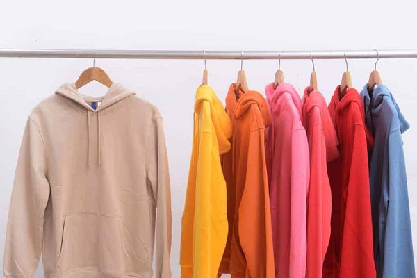 7 Best Colors For Hoodies