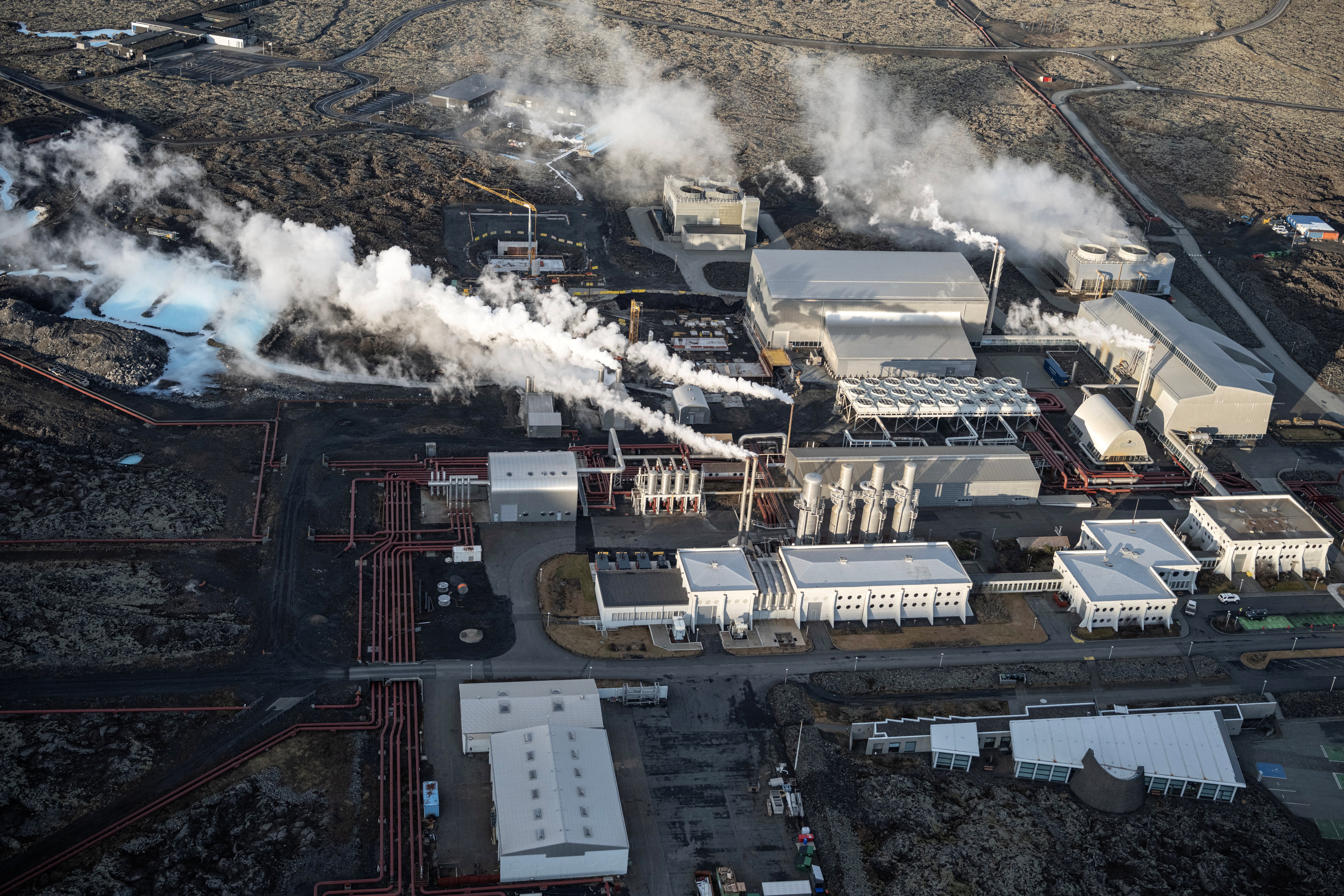 The Svartsengi geothermal power plant may be threatened by ongoing eruption nearby