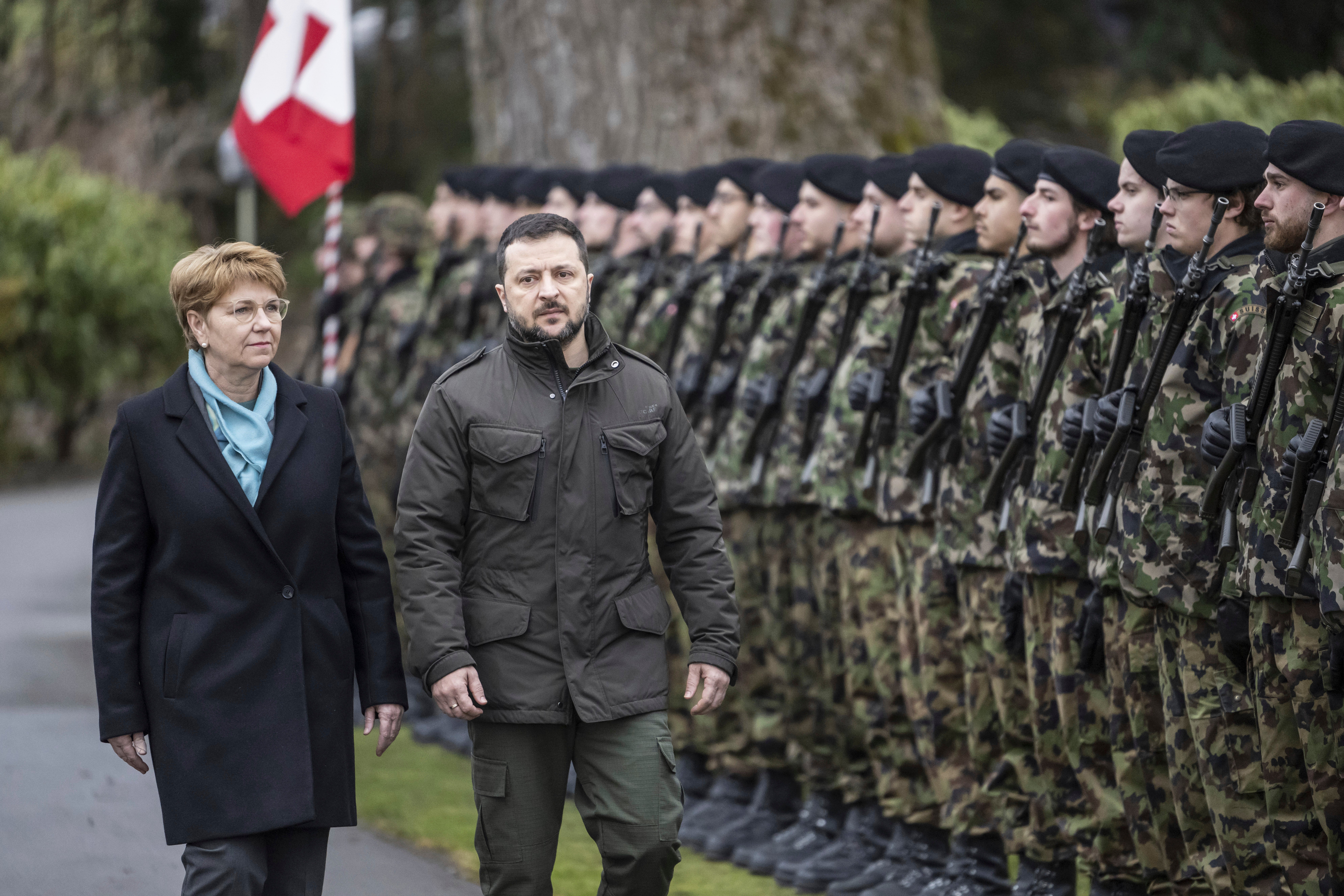 Swiss Federal President Viola Amherd, left, and her guest, Volodymyr Zelenskyy, right
