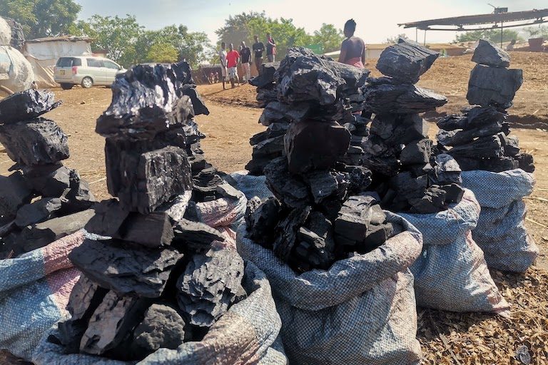 The largest pieces of charcoal are put on display and sold at the Mgona charcoal market, one of many such markets around the city of Lilongwe. Image courtesy of Nicholas J Parkinson/MCHF.