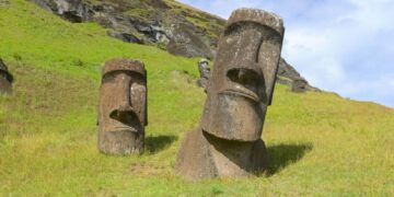 Easter Island collapse gets the fresh look it deserves