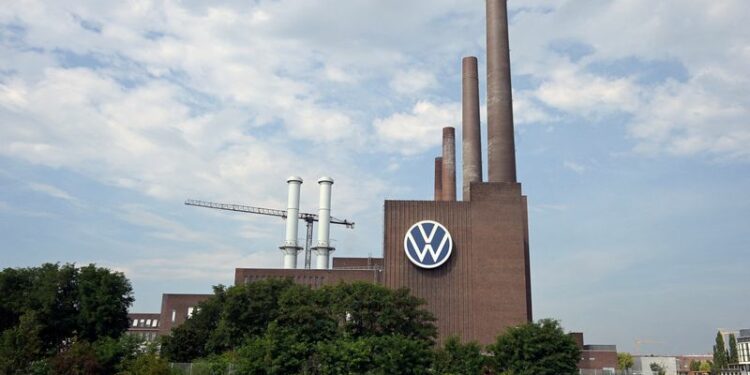 Unveiling the Tension: Europe’s Car Factory Dilemma in the Spotlight with VW Labour Clash