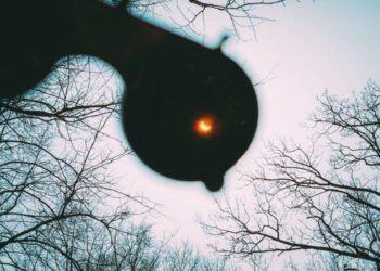 Partial solar eclipse to be visible across the Czech Republic today – Expats.cz – Latest news for Prague and the Czech Republic