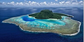 Man visited ‘most remote island on Earth’ with dark past where Brits can move to for free – LADbible