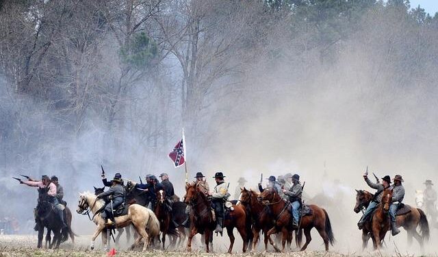 Sudan’s civil war escalates as South Sudan faces renewed threat of conflict – Vatican News