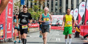 Big split: Solomon Islands marathoner in 100m – ESPN