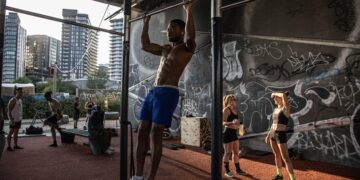 Baseball: La Cañada Scores Walk-Off League Win Over San Marino – Outlook Newspapers