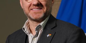 Patrick Harvie to stand down as Scottish Green co-leader – BBC