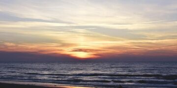 Video Lithuanians bid farewell to US soldiers who died during training exercise – ABC News