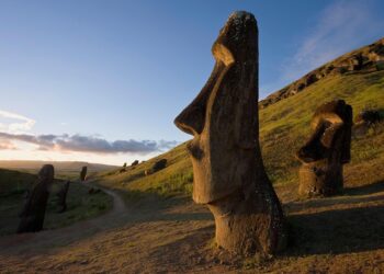 ‘Your plastic is here’: how Easter Island copes with 500 pieces of rubbish an hour washing ashore – The Guardian