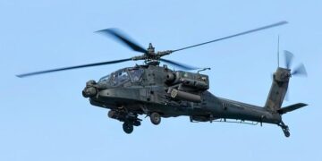 News – UK Modernizes Attack Helicopter Fleet with 50th AH-64E Apache Delivery – DVIDS