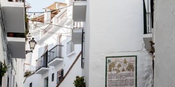 White House defends not including Russia, North Korea on tariffs – The Hill