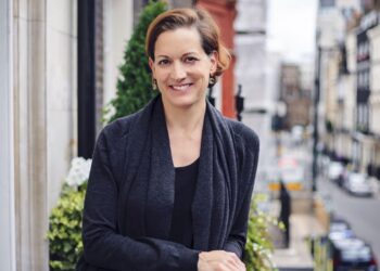 Anne Applebaum: ‘The Far Right Doesn’t Want Jews in Europe, That’s Why They Like Israel’ – Haaretz