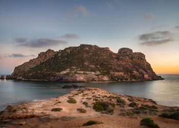 UK finalising Chagos Islands deal with Mauritius, says No 10 – BBC