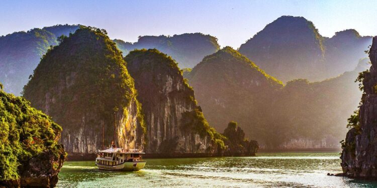 Vietnam, Spain bring strategic partnership to new heights – Vietnam+ (VietnamPlus)