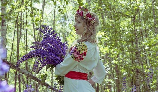 Russian economy slows sharply, with more turmoil on horizon – Reuters