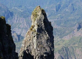 Reunion ending explained: Why did Daniel kill Ray? – Radio Times