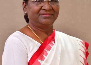 President Murmu arrives in Slovakia, accorded ceremonial welcome – MSN