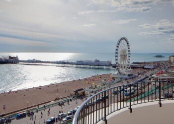 Brighton: Great Escape festival drops partner over whale killings – BBC