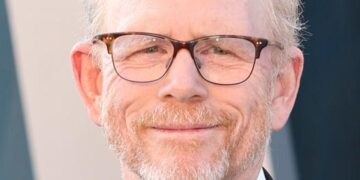 Ron Howard, Henry Winkler Share Insight Into Bond During Rare Happy Days Reunion – E! Online