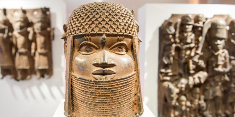 Netherlands returns 119 Benin bronzes, redressing 1897 British expedition looting – The Jerusalem Post