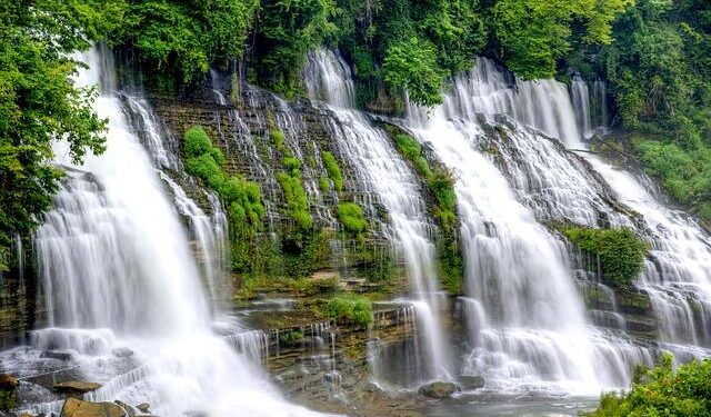 Tennessee man convicted of killing his bride on Fiji honeymoon gets life in prison – CBS News
