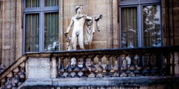 Man in custody after he was spotted naked and carrying rifle in Sweden, sheriff’s office says – newscentermaine.com