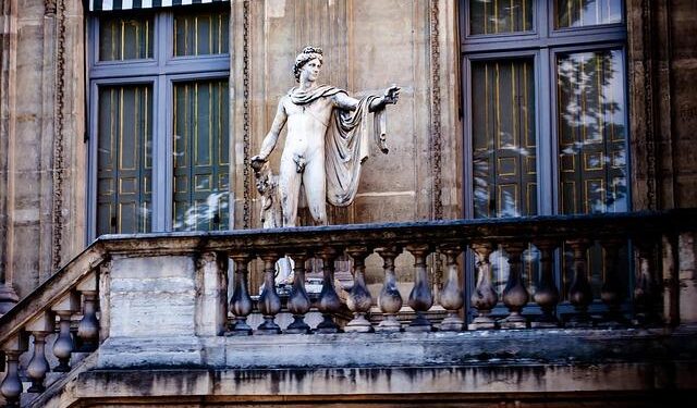 Man in custody after he was spotted naked and carrying rifle in Sweden, sheriff’s office says – newscentermaine.com