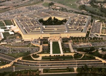 Pentagon fires Greenland military chief over her criticism of JD Vance’s visit to the territory which Trump ha – Daily Mail