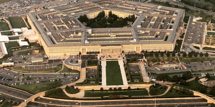 Pentagon fires Greenland military chief over her criticism of JD Vance’s visit to the territory which Trump ha – Daily Mail