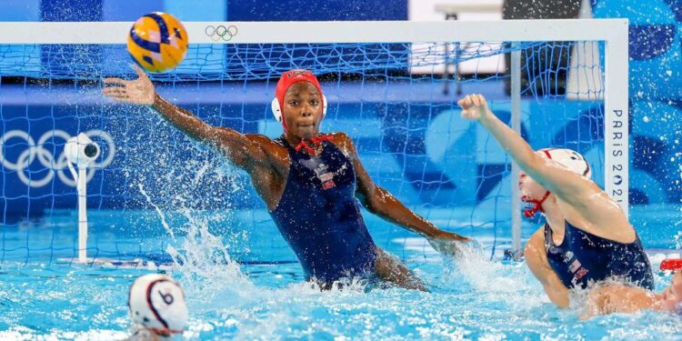 SMHS Athlete Soaks Up College Water Polo Match – Outlook Newspapers