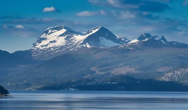 Why it’s time for Norway and Iceland to join EU – EUobserver