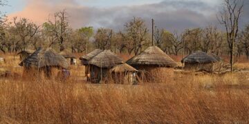 Ghana gold: Foreigners ordered to exit local trading market to boost revenue – BBC
