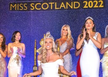 Miss Scotland bit two security guards and called one the N-word before saying ‘do you know who I am?’ while be – Daily Mail