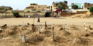 Sudan: EU and UK pledge millions in aid at London conference – DW