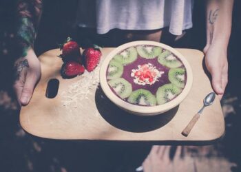 UBS has no intention of leaving Switzerland, compliance chief says – Reuters