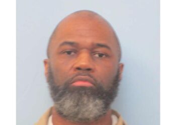 Convicted murderer among three members of NZYQ cohort to be resettled in Nauru under deal struck by Labor – The Guardian