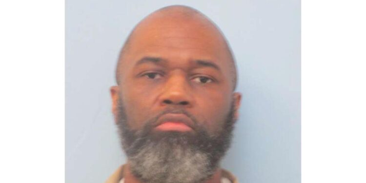 Convicted murderer among three members of NZYQ cohort to be resettled in Nauru under deal struck by Labor – The Guardian