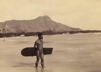 BTS: Local Tahitian Surfers Protest Proposed Olympic Judging Tower at Teahupo’o – SURFER Magazine