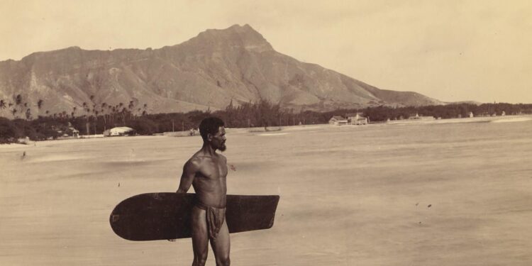 BTS: Local Tahitian Surfers Protest Proposed Olympic Judging Tower at Teahupo’o – SURFER Magazine