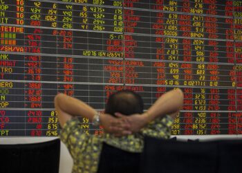 Asia stocks mixed: China ticks up as PBoC stays pat; Japan drops after strong CPI – Investing.com