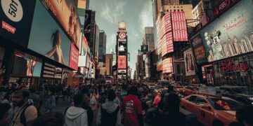 America’s Second-Richest Elected Official Is Acting Like He Wants to Be President – MSN