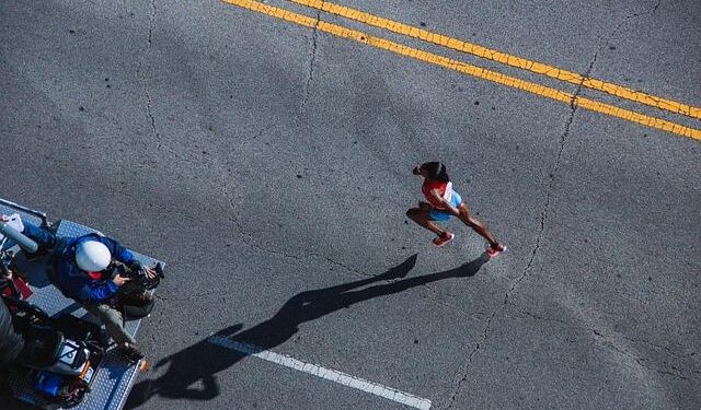 WATCH: Boston Embraces Fitness at the 129th Bank of America Boston Marathon Expo – BU News Service