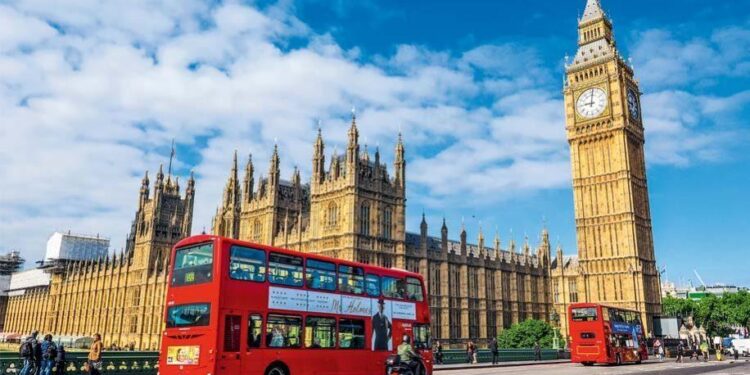 UK, Germany, Italy, Saudi Arabia, Armenia, And Poland Drive Unmatched Tourism Surge In Greece – Travel And Tour World