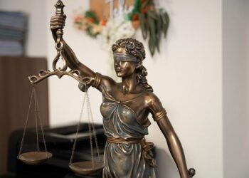 Federal judge orders Trump administration to rehire all Voice of America and Radio Free Asia staff – CBS News